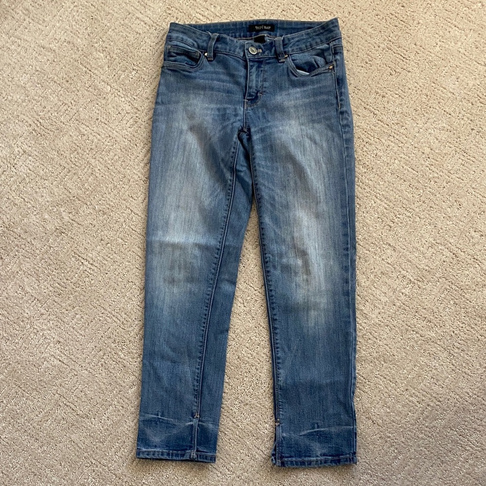 White House Black Market Blue Jeans Cropped Size 0